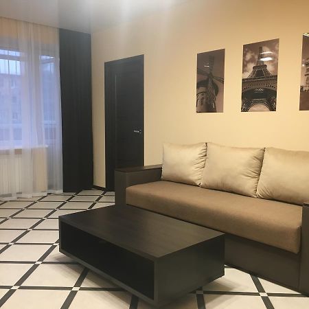 Kharkiv Apartments On Nauky Avenue Εξωτερικό φωτογραφία